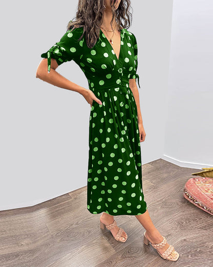Monique™ | Elegant Kjole med Prikker