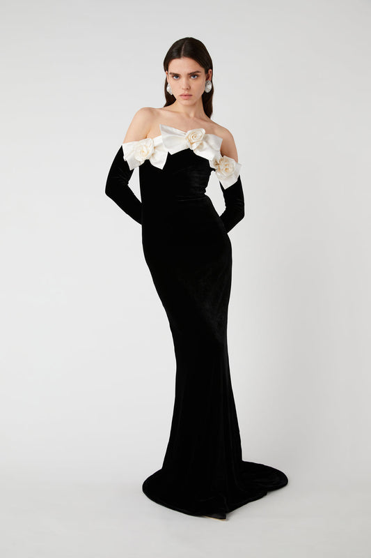 Lara Bowtie Off-shoulder maxikjole i fløjl