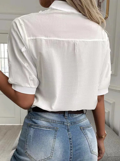 Mila - Bluse med Elegant Broderi